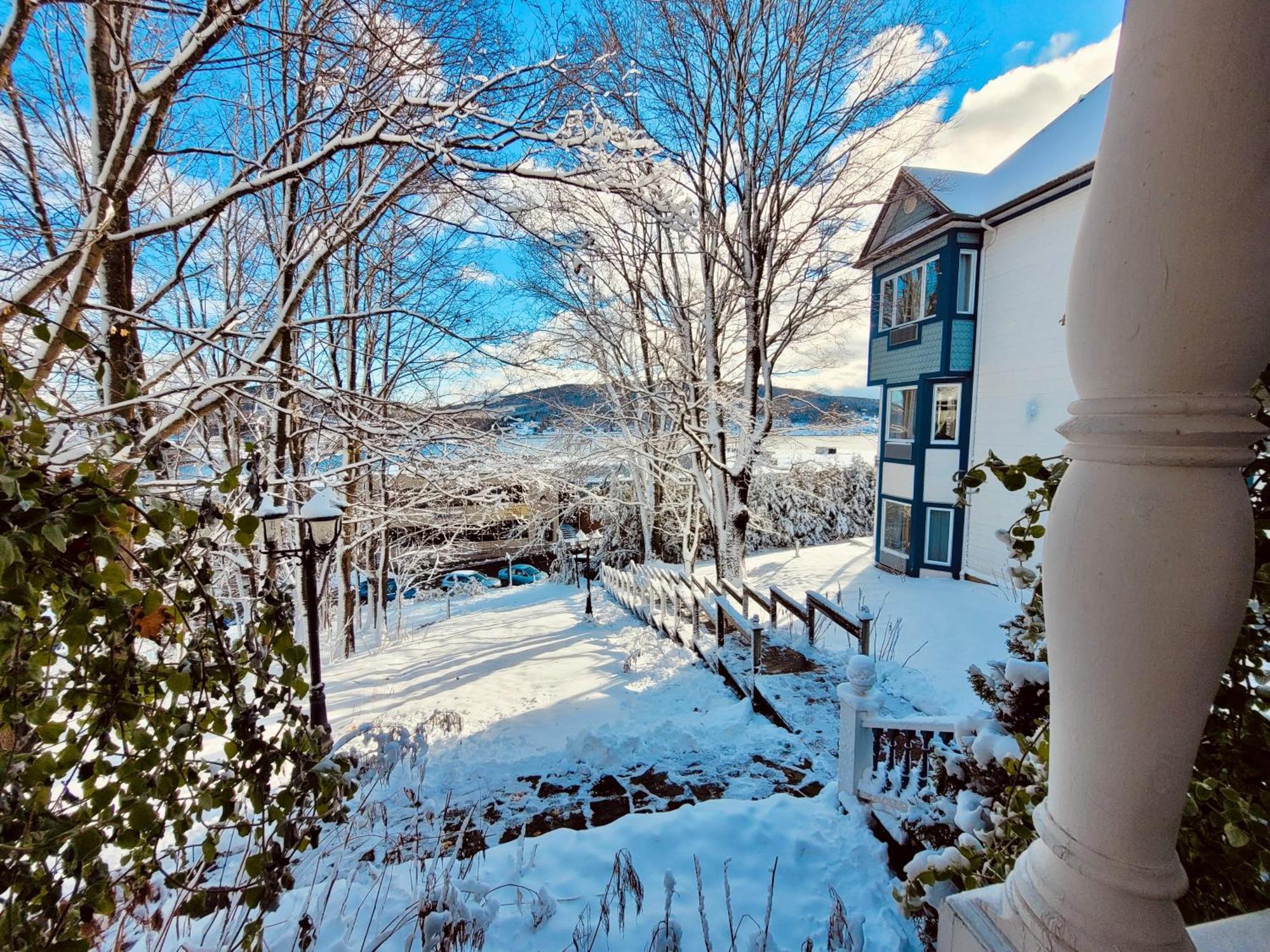 Auberge Sous Les Arbres Gaspé エクステリア 写真