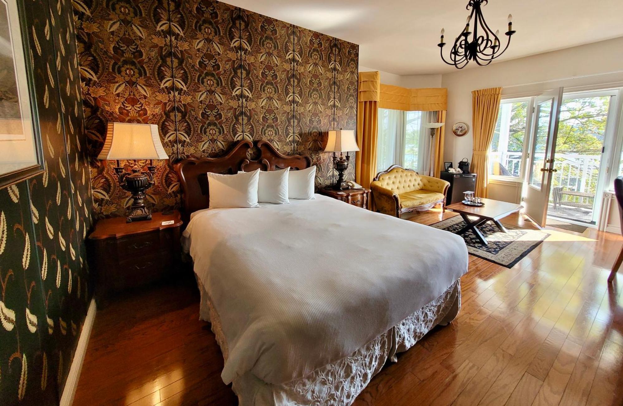 Auberge Sous Les Arbres Gaspé エクステリア 写真