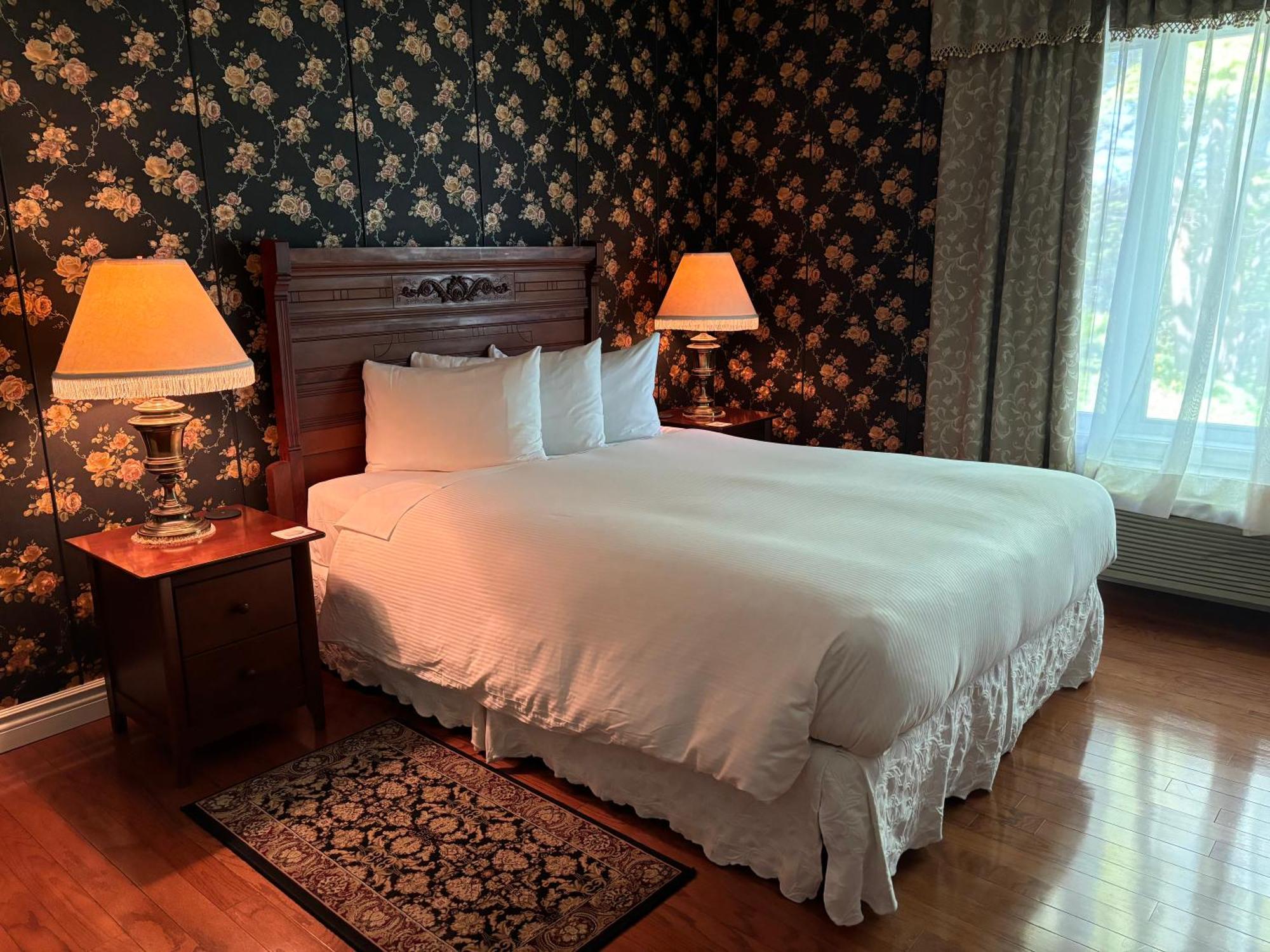 Auberge Sous Les Arbres Gaspé エクステリア 写真