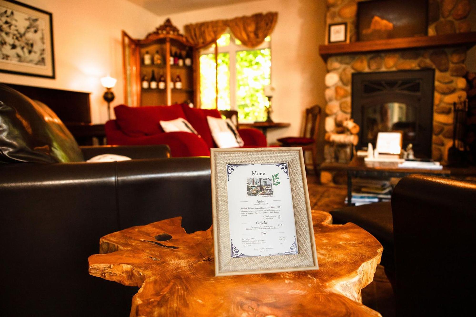 Auberge Sous Les Arbres Gaspé エクステリア 写真